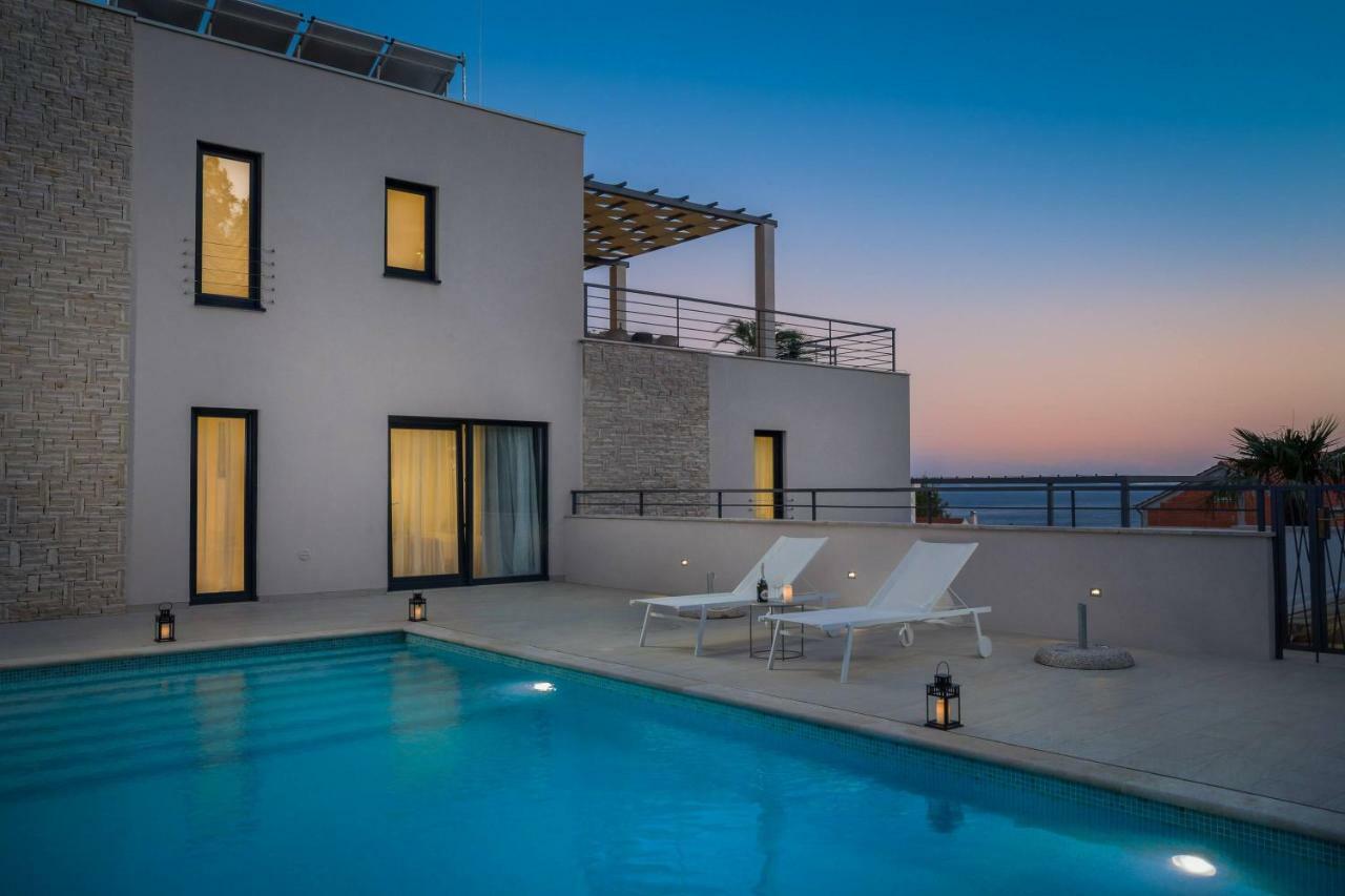 מילנה Luxury Villa Lucice View מראה חיצוני תמונה