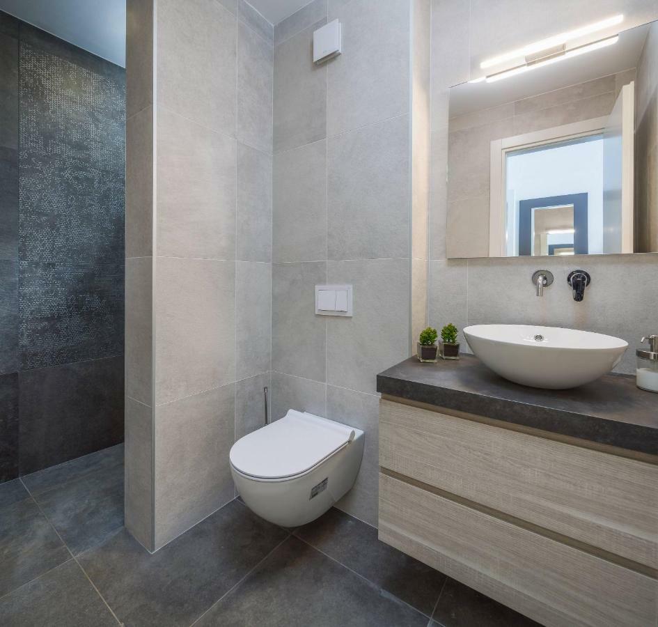 מילנה Luxury Villa Lucice View מראה חיצוני תמונה